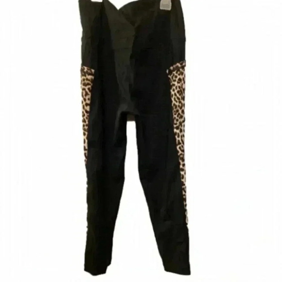 ZYIA cropped leggings - Picture 1 of 5